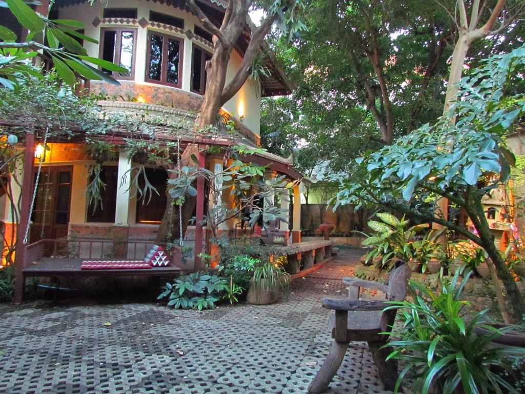 Santitham Guest House Chiang Mai Chambre photo